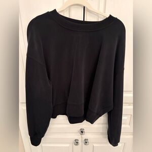 lululemon athletica Black Softstream Sweatshirt size 6